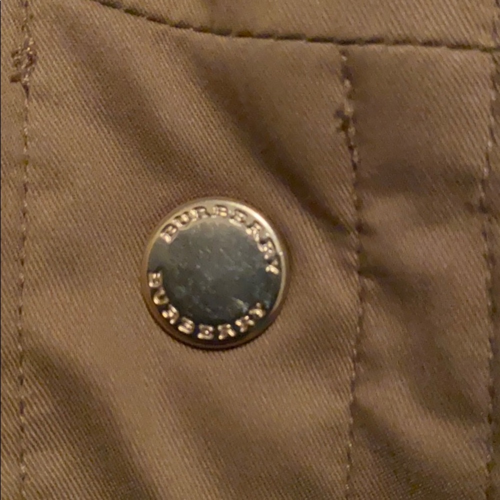 Authentic Burberry Trench Coat! - Picture 5 of 7